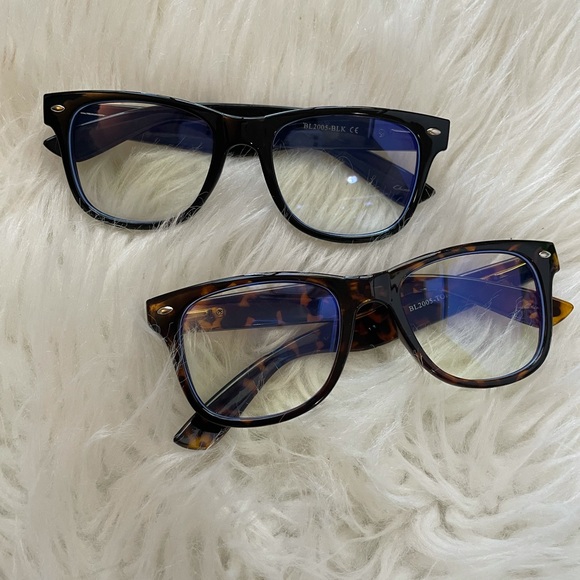 Blue Light Blocking Glasses- Tortoise - Picture 7 of 8